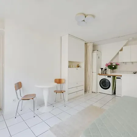 Appartamento Paisible A Proximite Des Tuileries Et Du Louvres Parigi